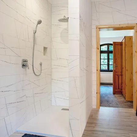 Dorfidyll 度假居 *